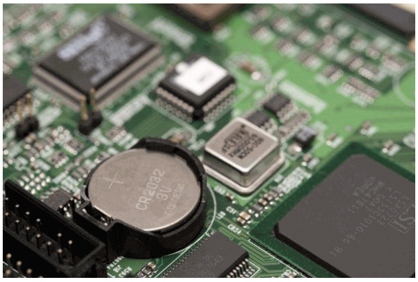 vérifier CMOS et la batterie CMOS